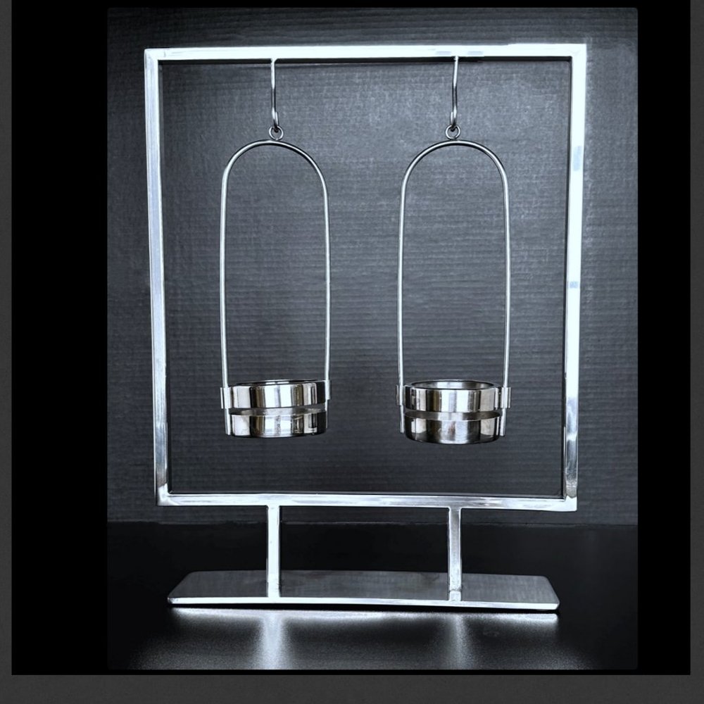 Candle Holder Silver Square Frame w/ 2 Removable Round Swinging Candle Holder's